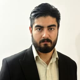 سبحان آتشکار
