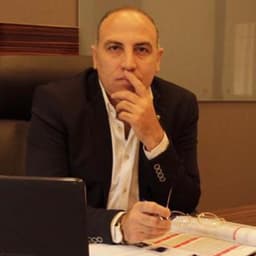 رضا همت یار