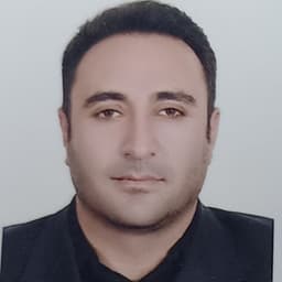 اکبر صادقی
