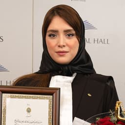 رویا مددی