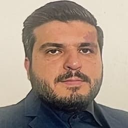 احسان اصغری