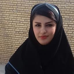 نیلوفر احمدی
