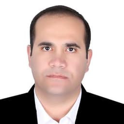 طاهر مصطفی