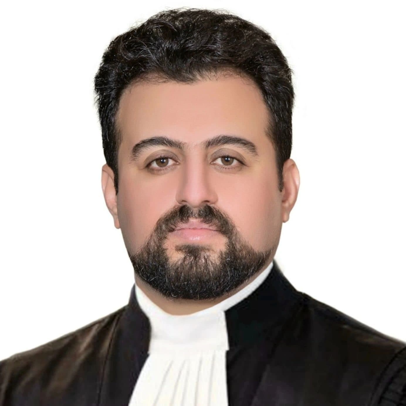 عطا شازی