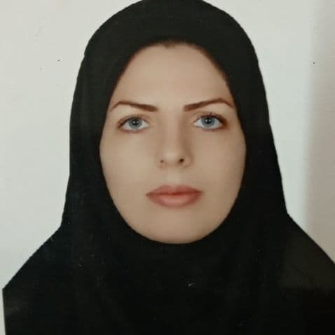 آزاده ابراهیمی اسکی