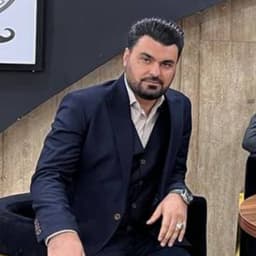 مهدی پیش دست