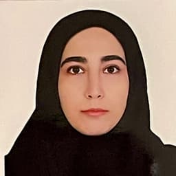 نیلوفر نادری
