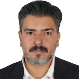 مهرداد امین زارع