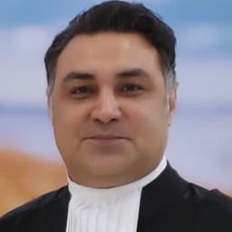 هادی میرزایی