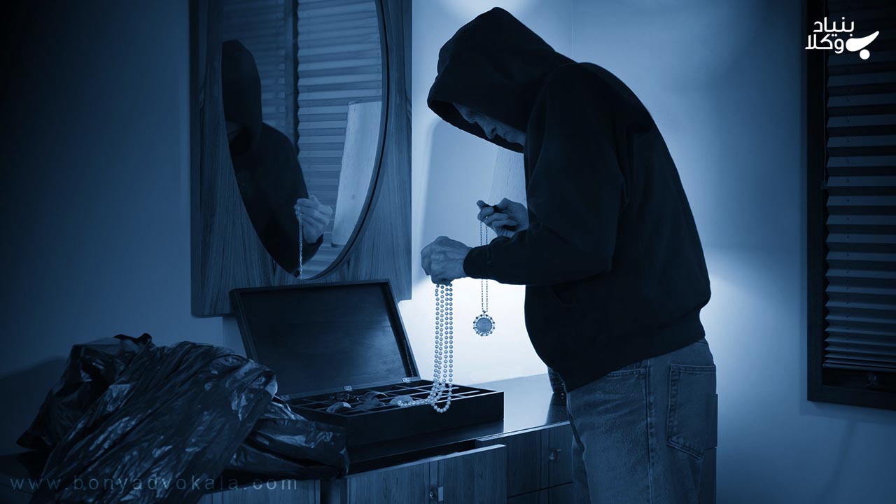 مرور زمان سرقت | آیا جرم سرقت مرور زمان دارد؟ 2 مرور زمان سرقت