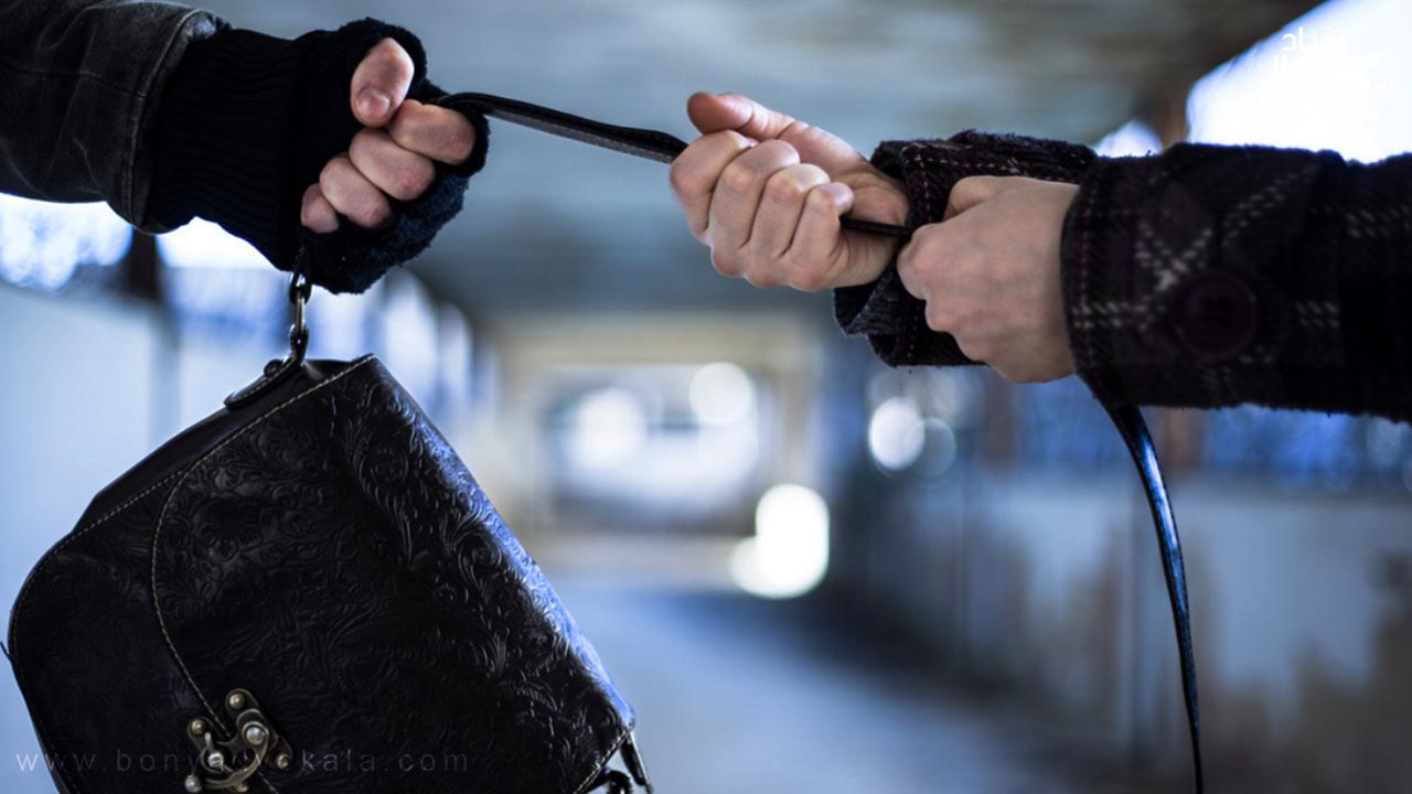 مرور زمان سرقت | آیا جرم سرقت مرور زمان دارد؟ 3 مرور زمان جرم سرقت