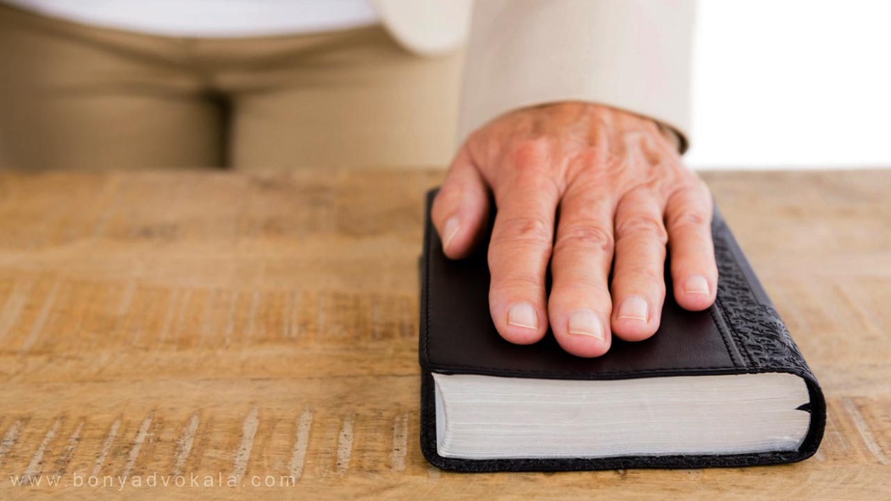 جرح شهود و تعدیل گواه یعنی چه؟ موارد و مهلت آن 2 جرح شهادت شهود