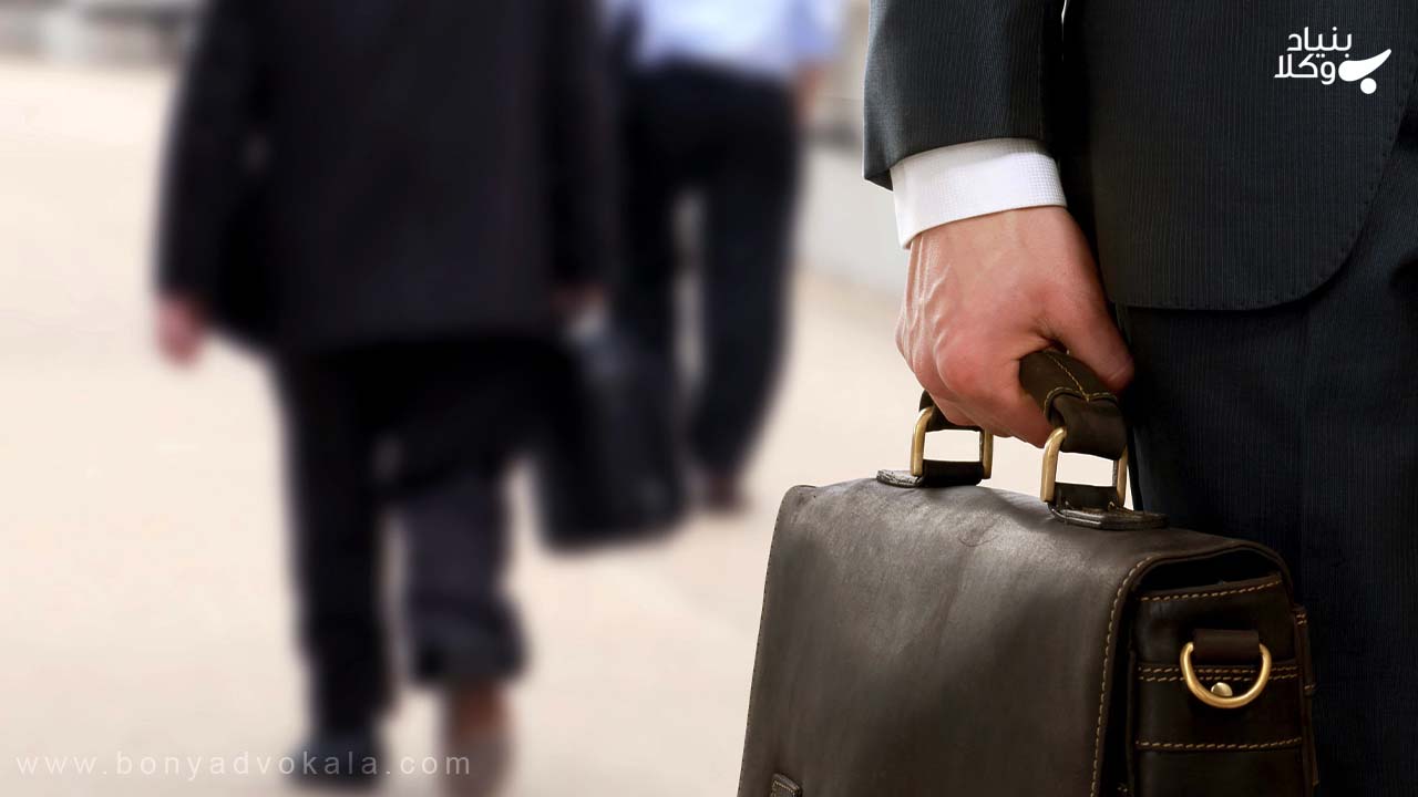 کارچاق‌کن‌ها یا کلاهبرداران قضایی