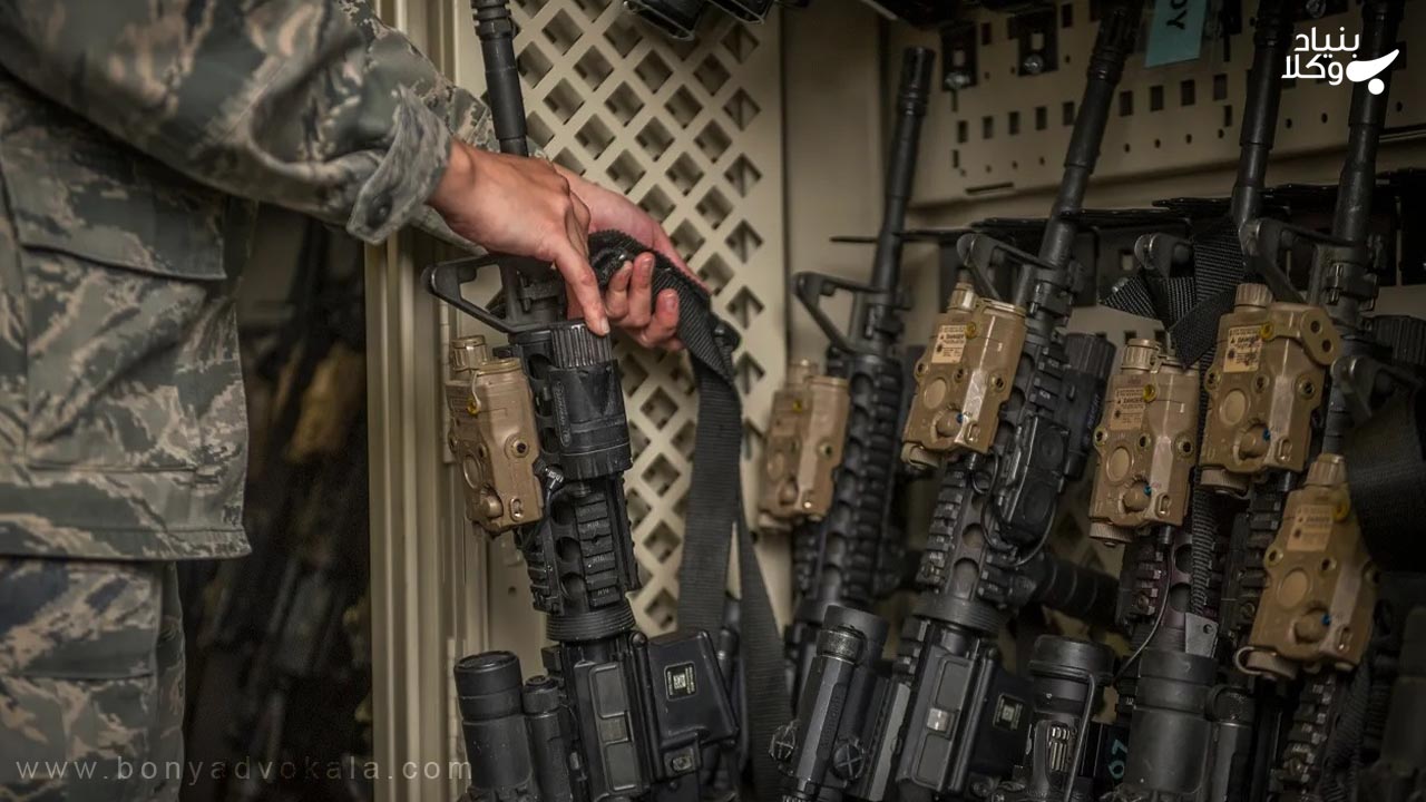 تخفیف و تبدیل مجازات در دادگاه نظامی به چه شکل است؟ 3 تبدیل مجازات