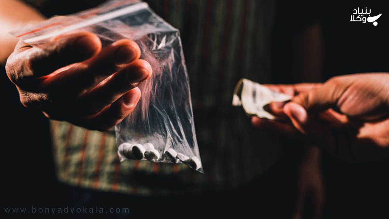 مجازات حمل و نگهداری انواع مواد مخدر 2 مجازات حمل و نگهداری انواع مواد مخدر