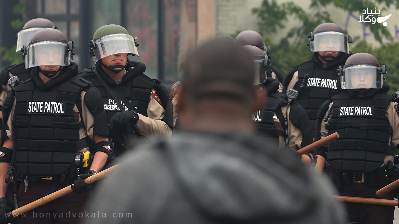 جرم ضرب و شتم پلیس