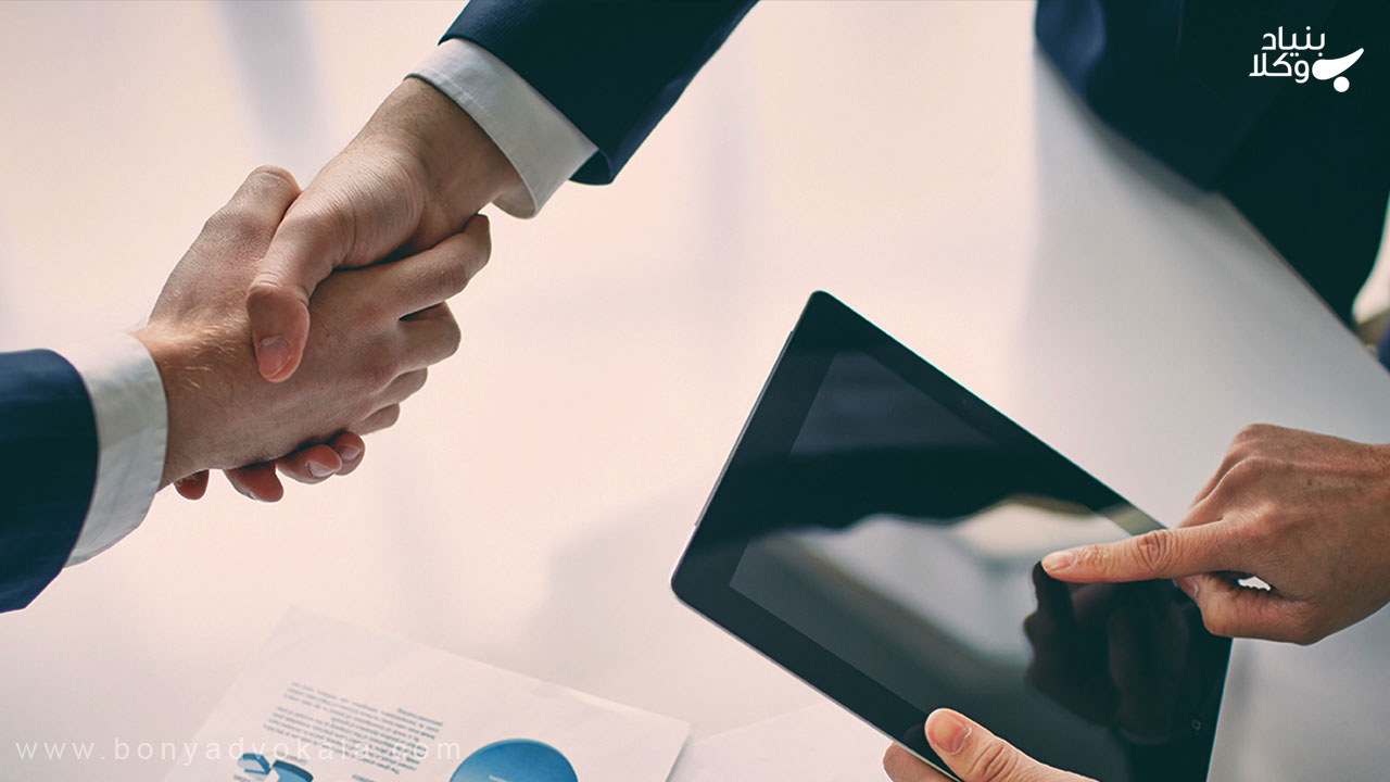 ثبت شرکت: صفر تا صد مدارک و مراحل ثبت انواع شرکت 3 مشورت با وکیل ثبت شرکت