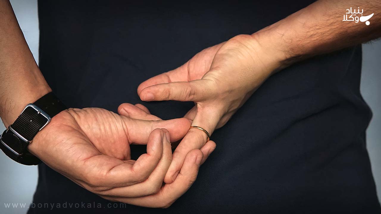 طلاق اتباع خارجی در ایران چه شرایطی دارد؟ 2 طلاق اتباع خارجی در ایران برای مردان